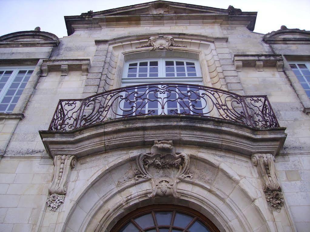 Hotel Abbaye Royale Saint-Jean-dʼAngély Exteriér fotografie